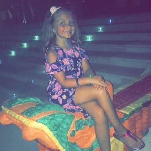 Meet your Posher, Edina